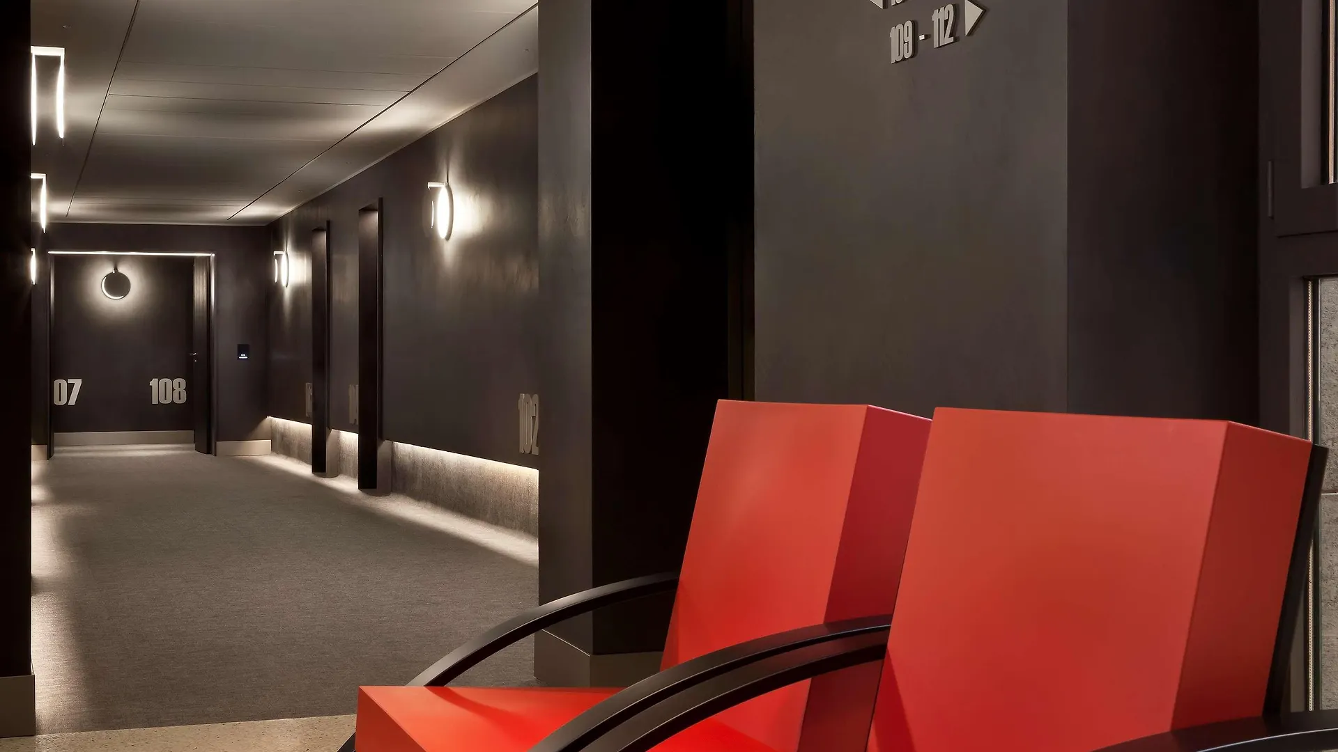 Hotel Me Milan Il Duca 5*,  Italien