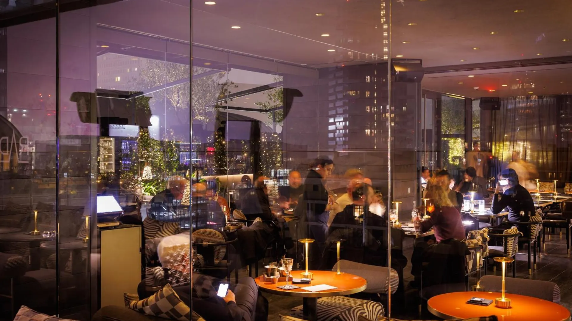 Hotel ME Milan Il Duca 5*,